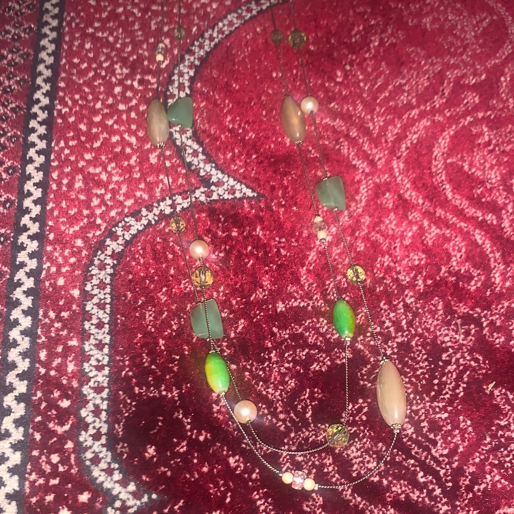 Elegant Multicolor Beaded Necklace